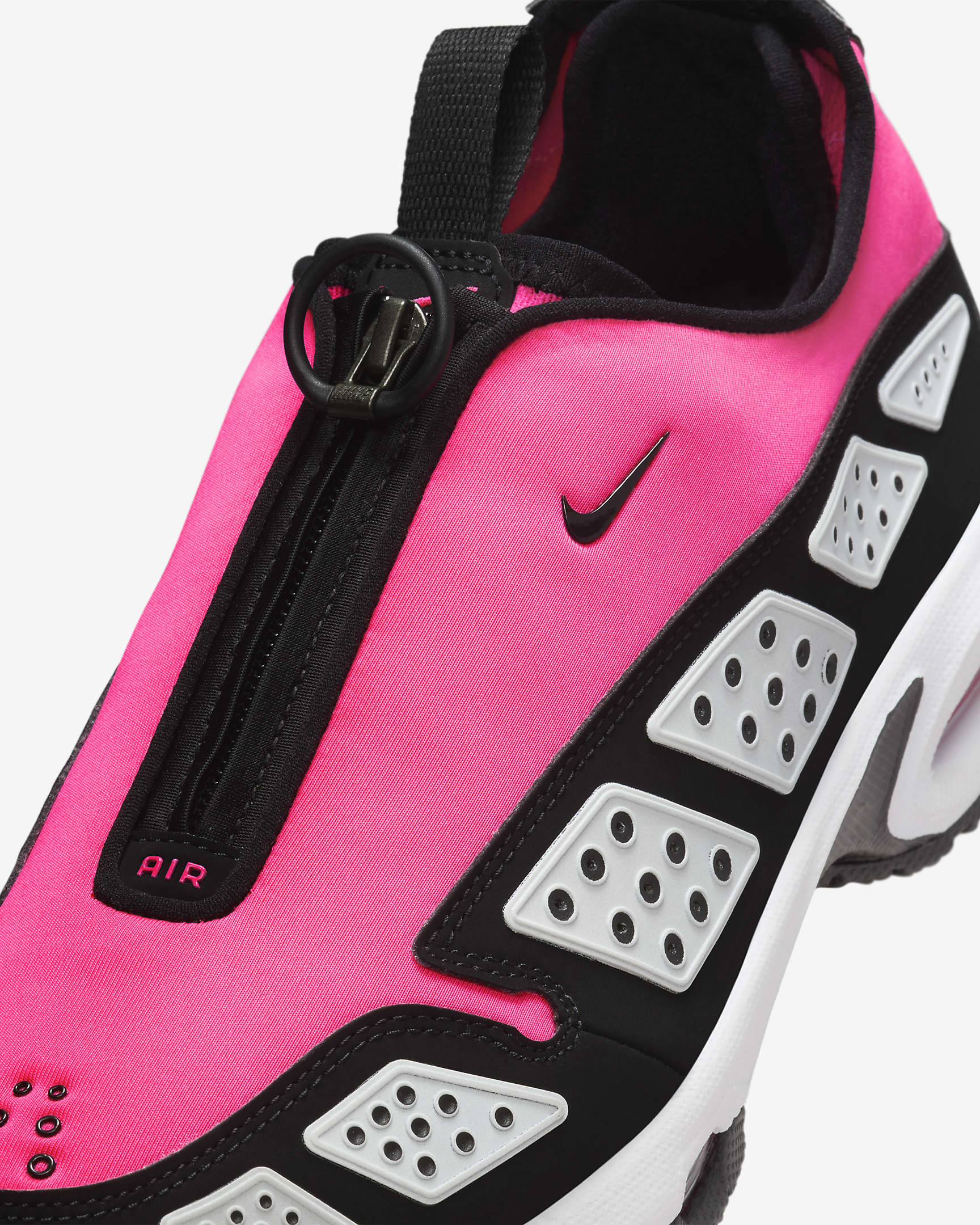 Nike Air Max SNDR Pink sneaker