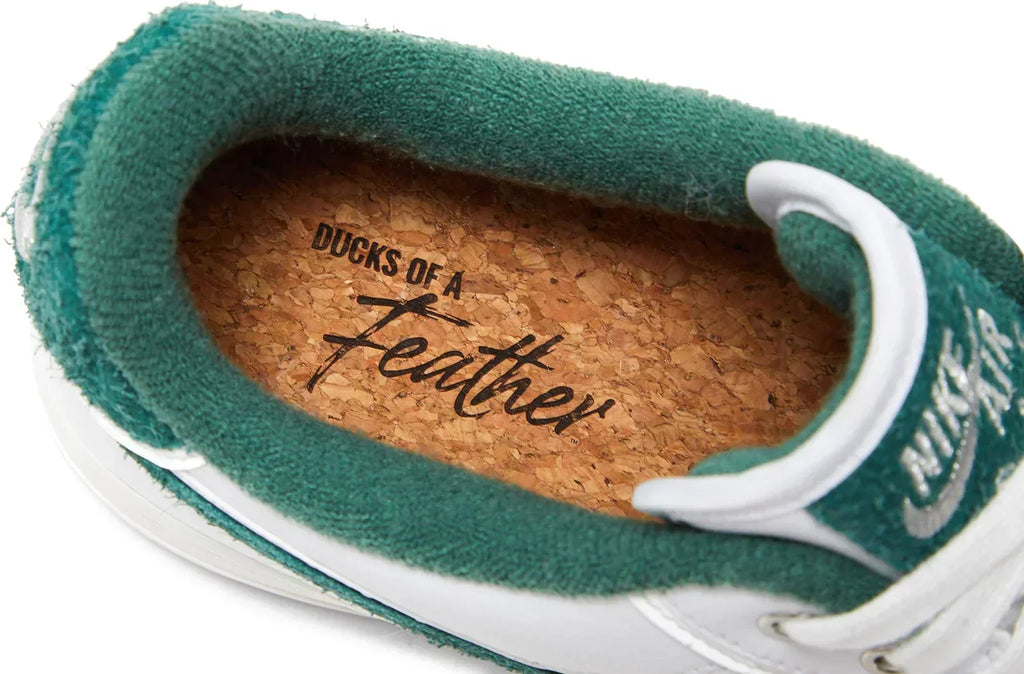 NIKE AIR FORCE 1 '07 PREMIUM 'UNIVERSITY OF OREGON' PE