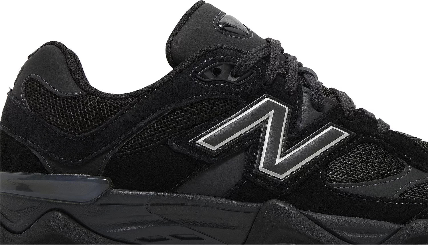NEW BALANCE 9060 TRIPLE BLACK