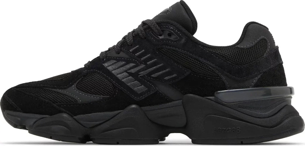 NEW BALANCE 9060 TRIPLE BLACK