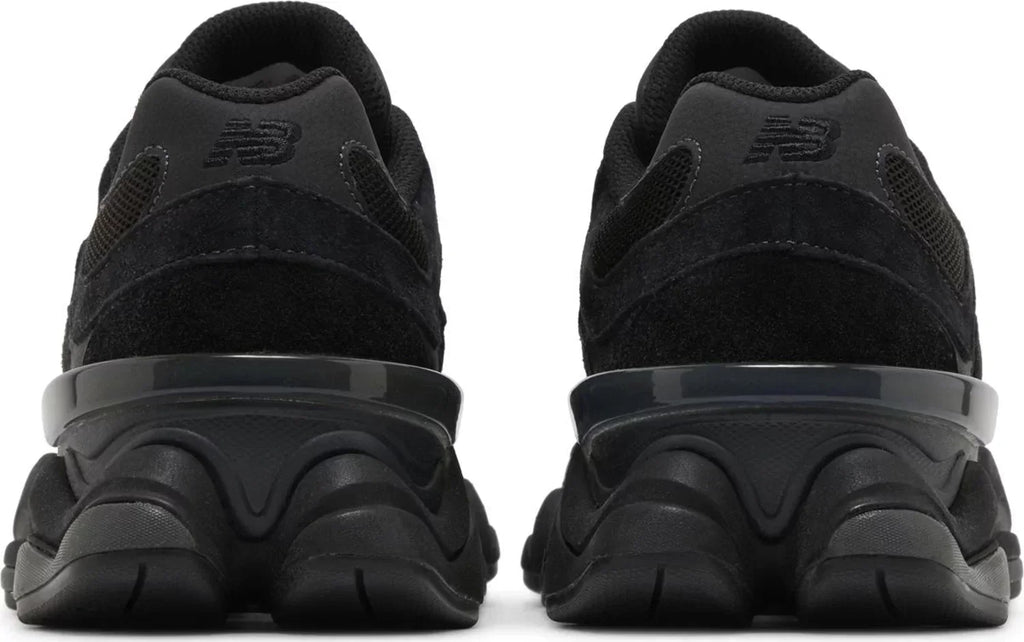 NEW BALANCE 9060 TRIPLE BLACK