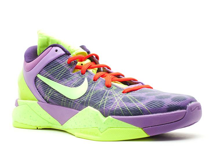 NIKE ZOOM KOBE 7 SUPREME 'CHRISTMAS'