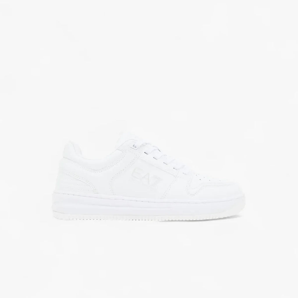 Low Top Sneakers With Monochromatic Branding