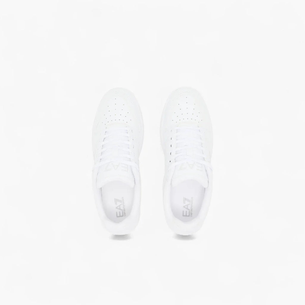 Low Top Sneakers With Monochromatic Branding