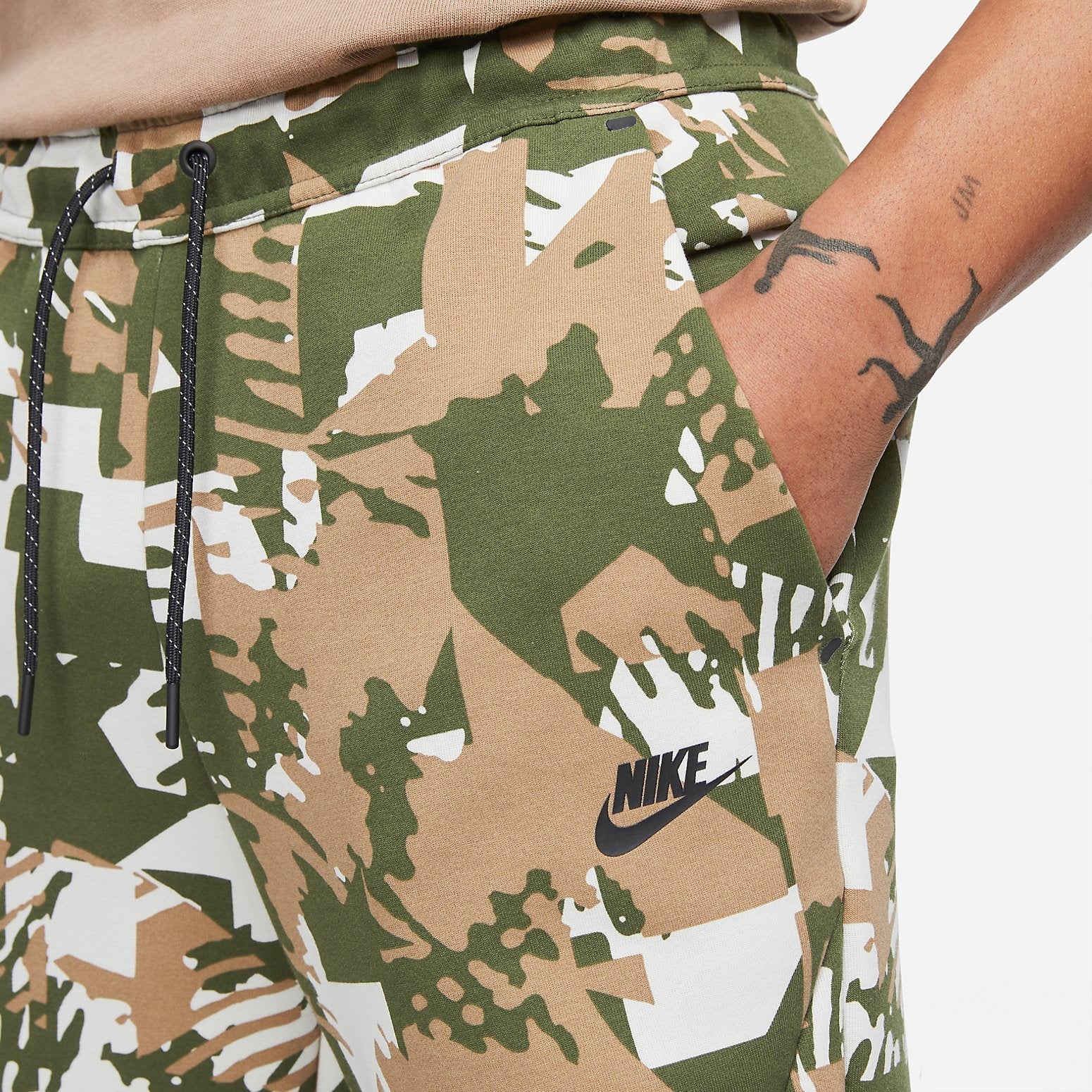 Nike Sportswear Tech Fleece All Over Print Jogger Pants 'Light Bone Rough Green' DM6472-072