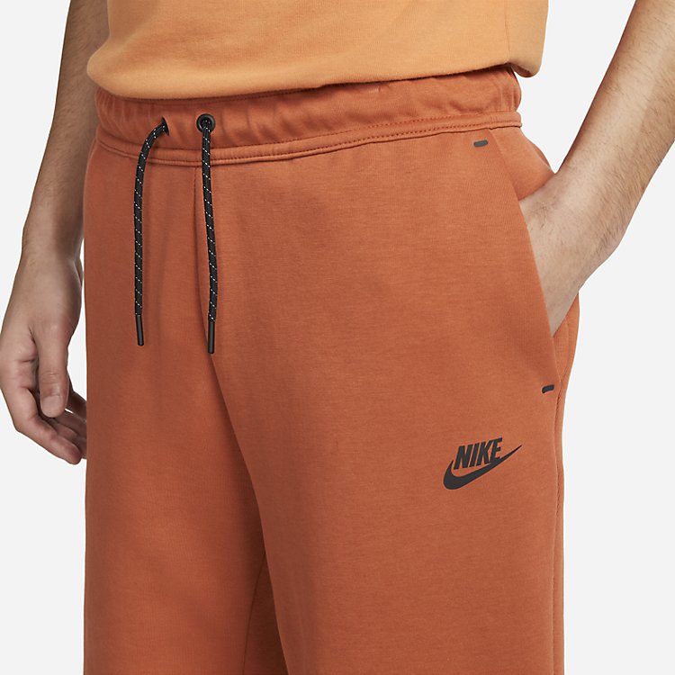 Nike Sportswear Tech Fleece Shorts 'Burnt Sunrise' CU4503-825