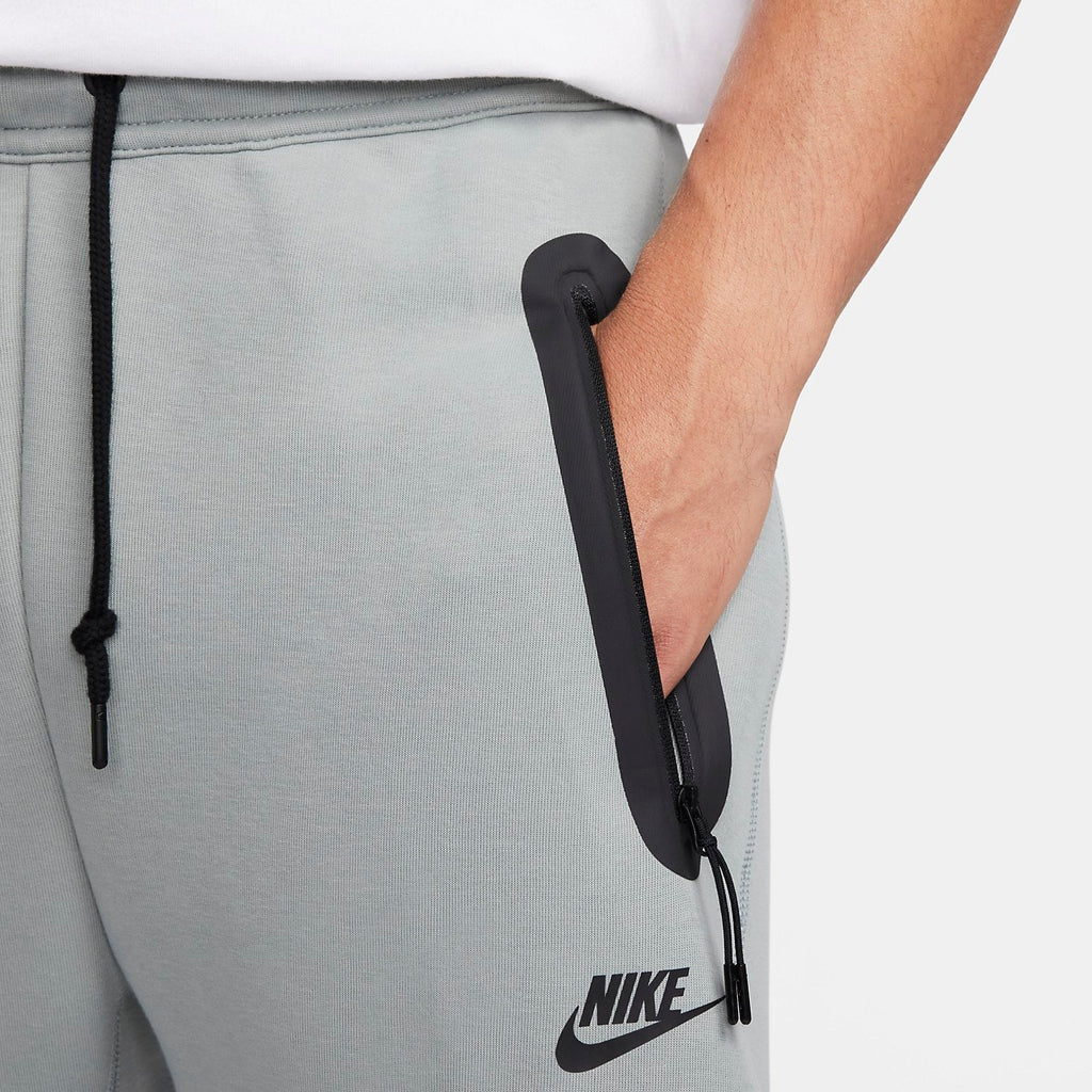 Nike Sportswear Tech Fleece Open-Hem Tracksuit Bottoms 'Grey' FB8013-330