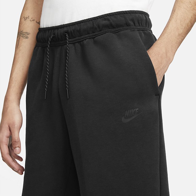 Nike Sportswear Tech Fleece Washed Shorts 'Black' CZ9912-010