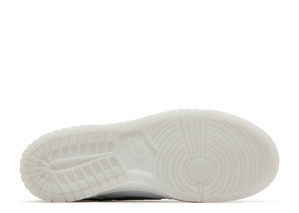 NIKE DUNK LOW 'REFLECTIVE SWOOSH' GS