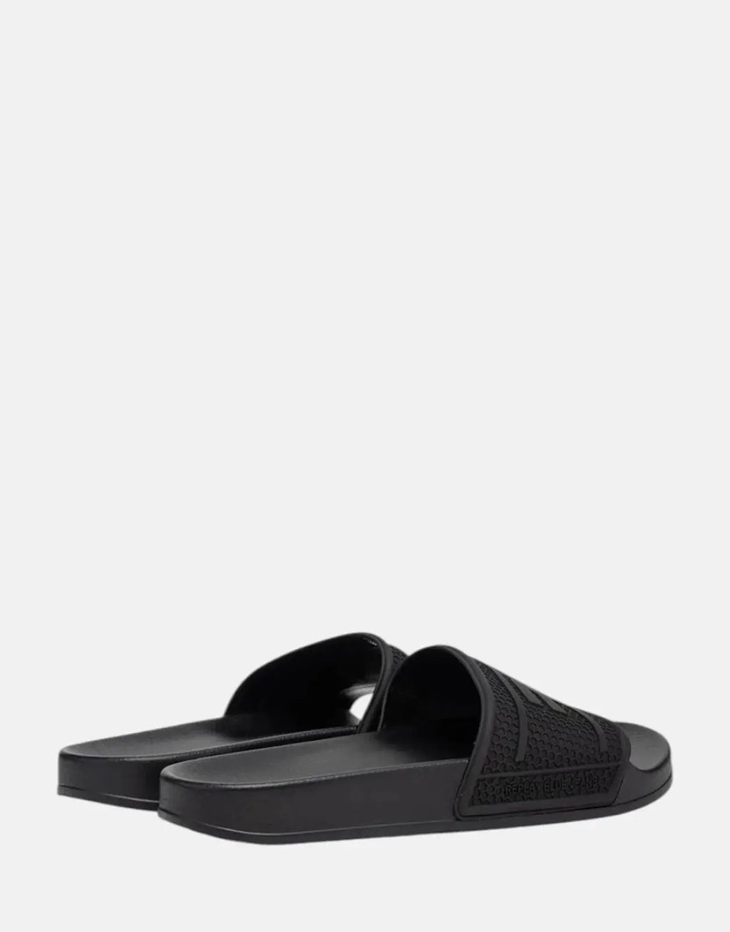 Replay Up Total Black Slides