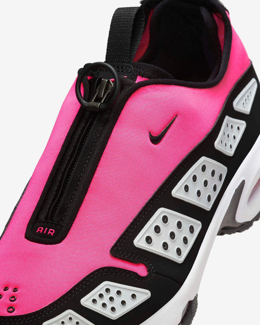 Nike Air Max SNDR Pink sneaker