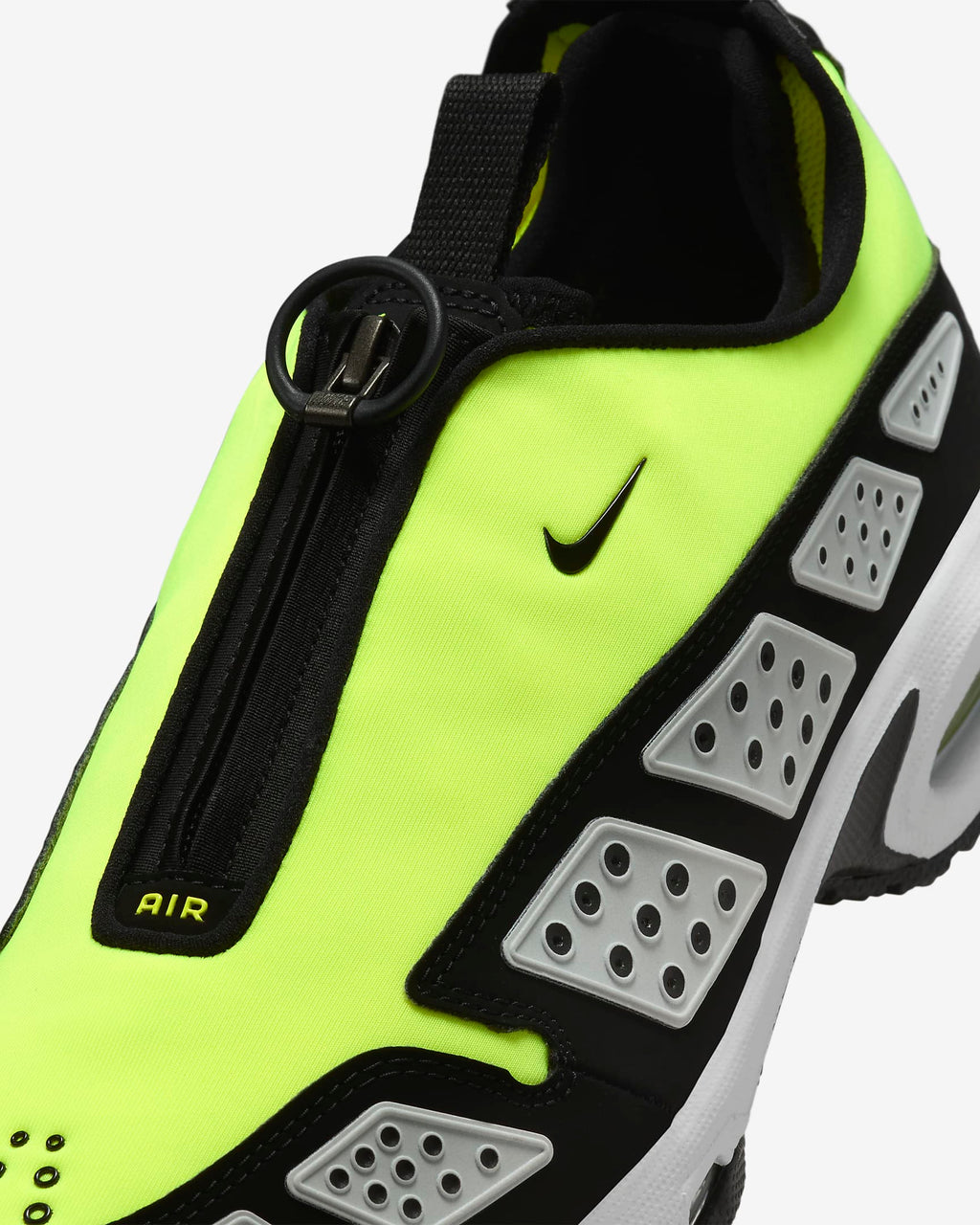 Nike Air Max SNDR Yellow sneaker