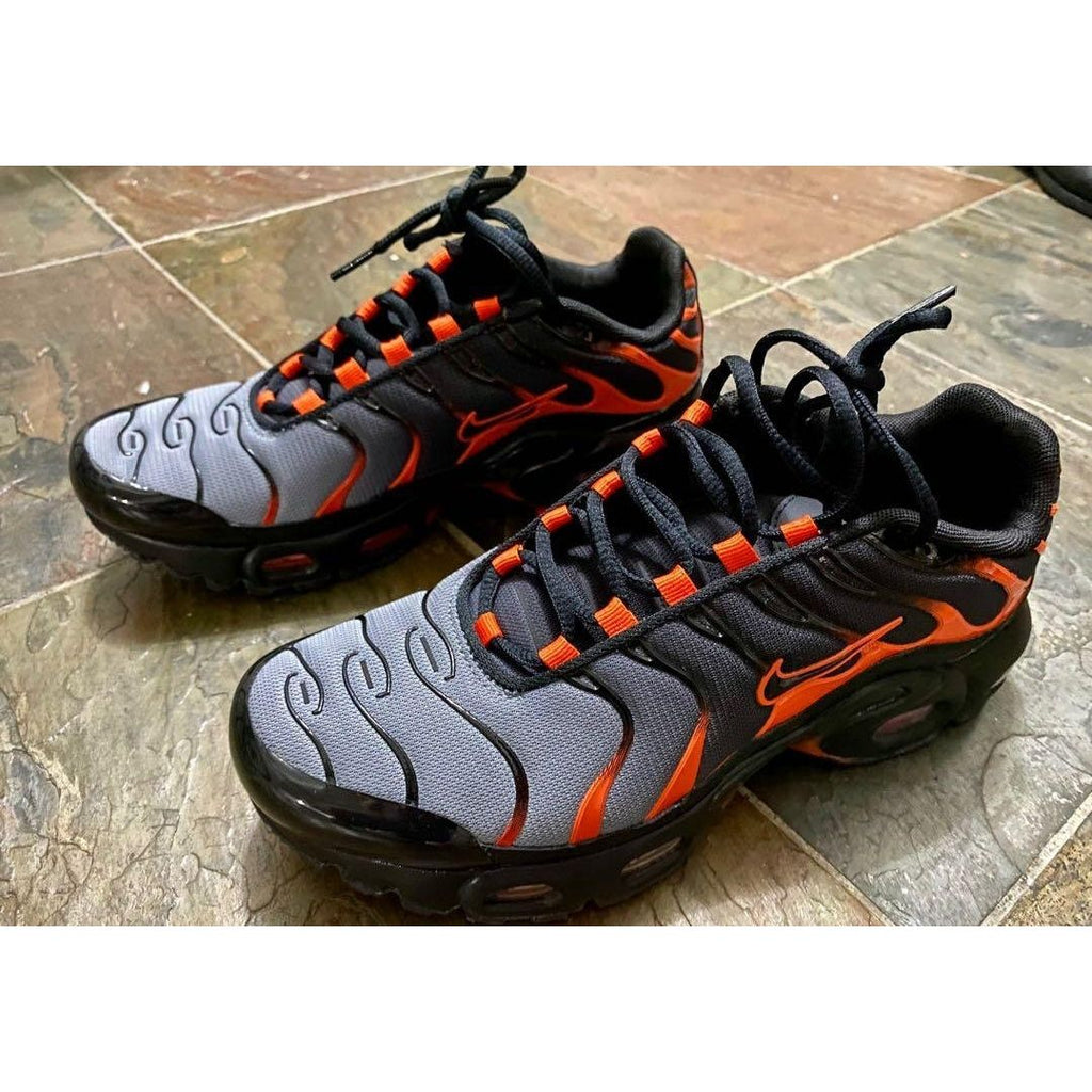Air Max Plus Grey Orange