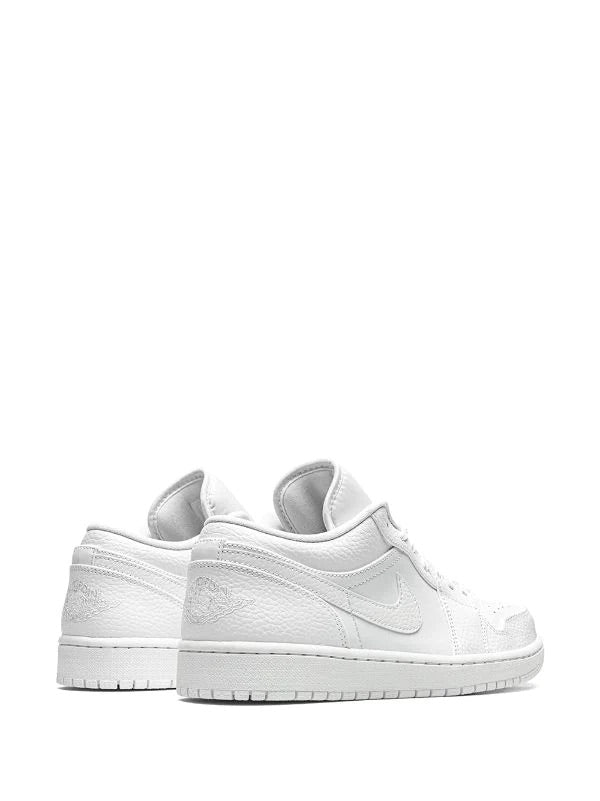 Nike Air Jordan 1 Low Triple White (Unisex)
