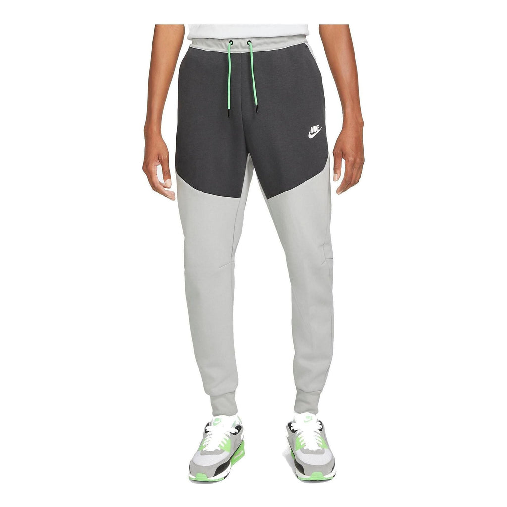 Nike Sportswear Tech Fleece Jogger Pants 'Light Smoke Grey' CU4495-078
